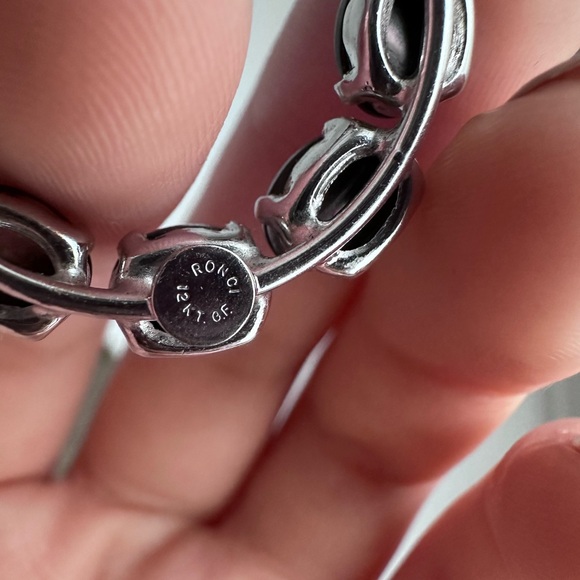 12kt GF black mother of pearl brooch - Picture 4 of 4